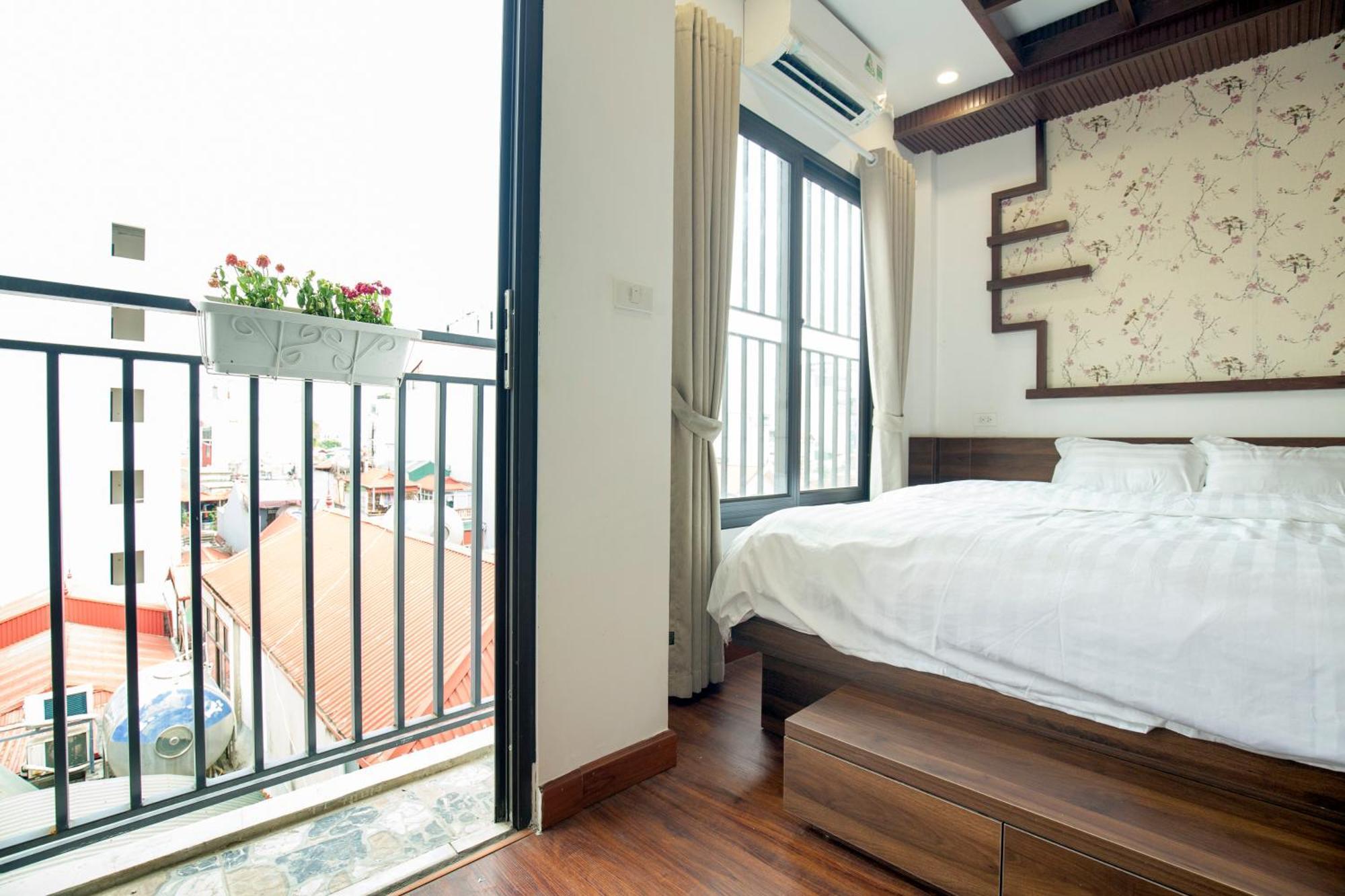 Sumitomo - Linh Lang Street * Hanoi